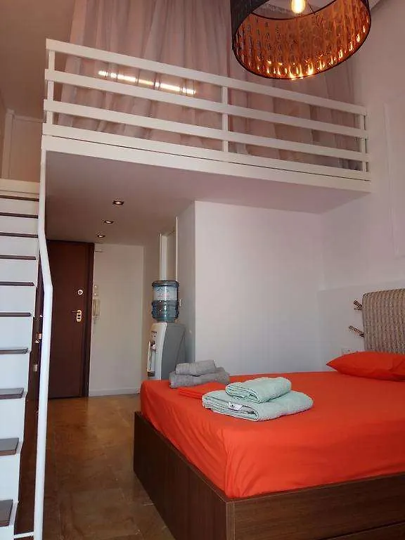 Delmare Aristotelous 7 Thessaloniki 0*,  Greece